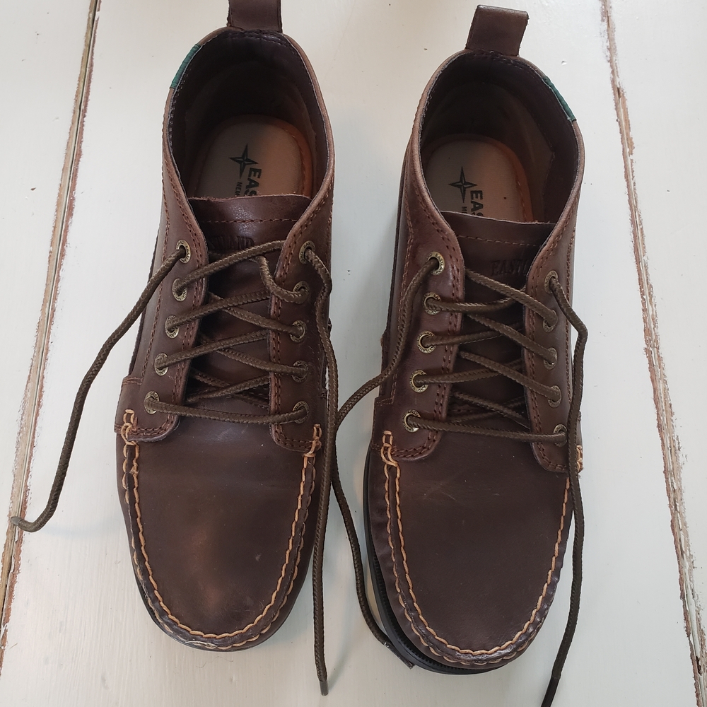 Eastland Brown Leather Ankle Boots